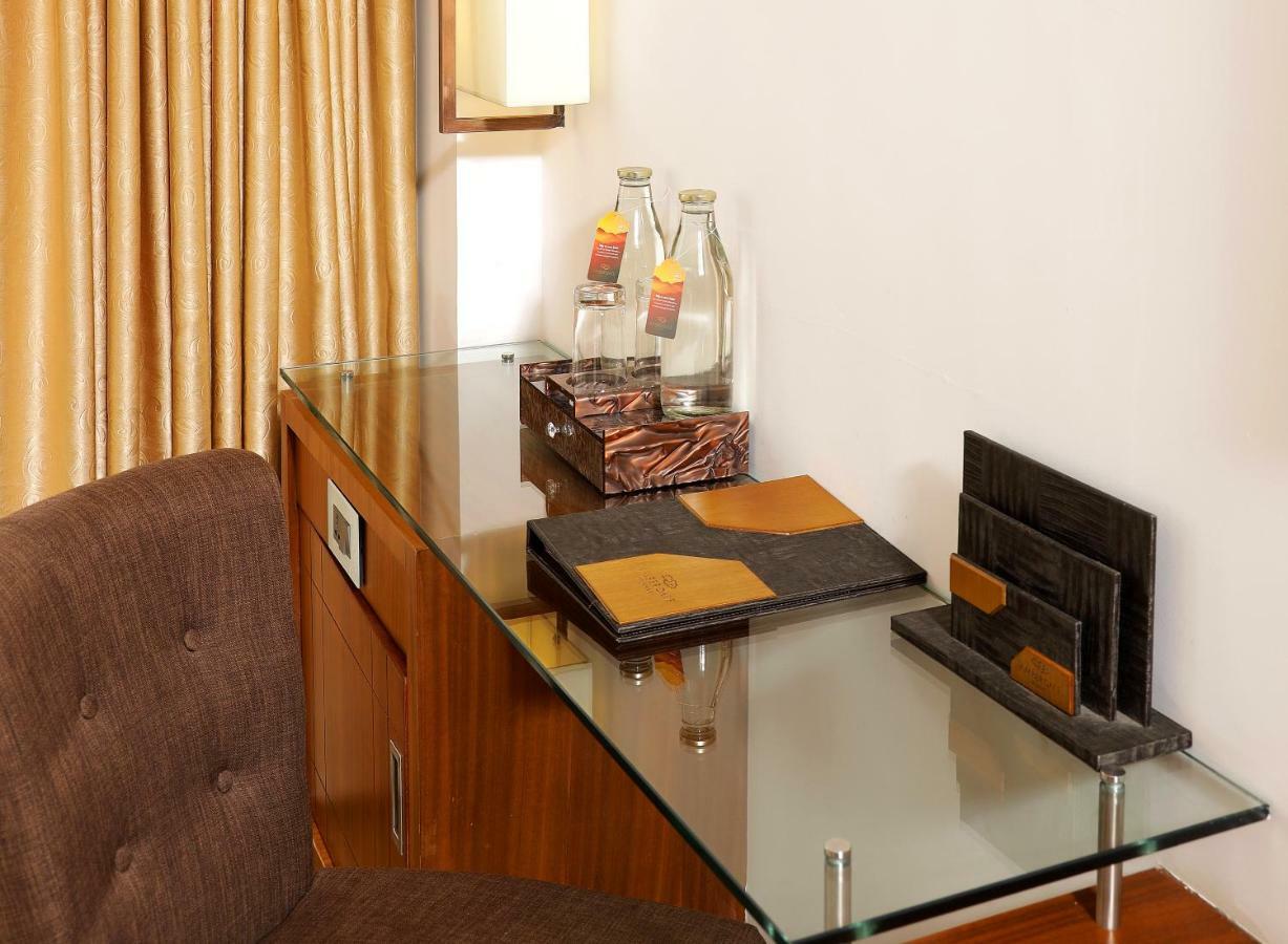 Amber Dale Luxury Hotel & Spa, Munnar Exterior photo